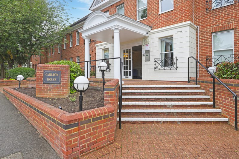 Carlton House, Loughton
